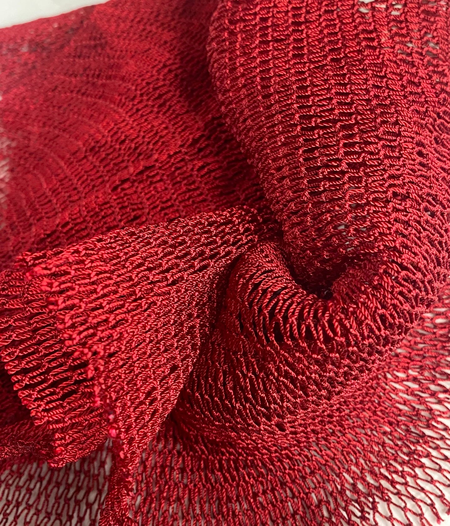 “Burgundy” mesh net